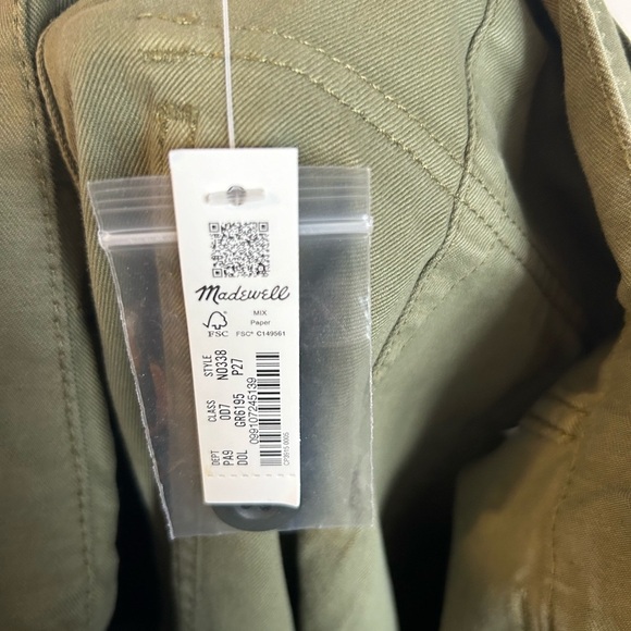 NWT Madewell Belted Slouchy Straight Cargo Pants in
Garment Dye - Picture 6 of 11